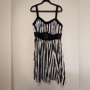 Hot Topic Black and White Striped Midi Dress